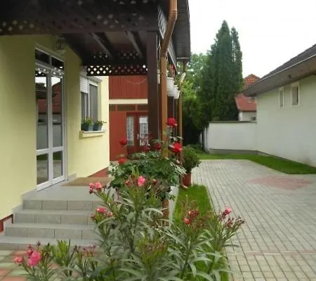 Tar Lak Vendeghaz * Hajdúszoboszló