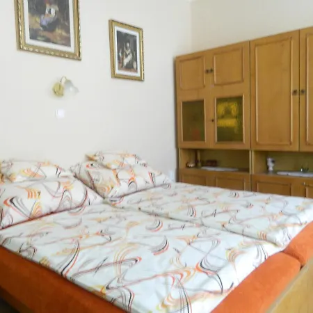 Tar Lak Vendeghaz Hajdúszoboszló